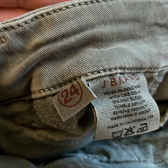 J Brand women’s size 24 green cargo pants - Picture 4 of 6